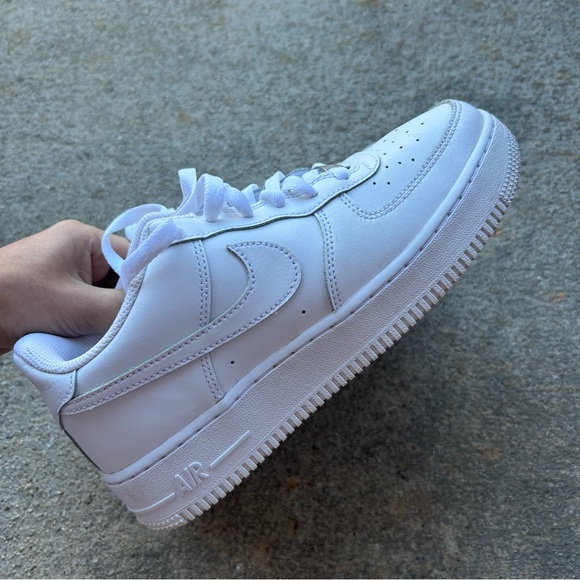 Womens All White Nike Air Force Ones Low Tops - Picture 5 of 8